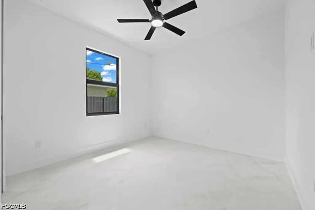 306 NE 11th Street Cape Coral FL 33909