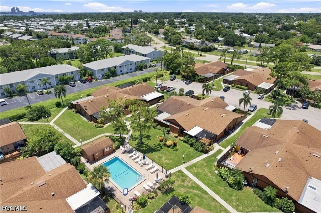 5638 Foxlake Drive North Fort Myers FL 33917