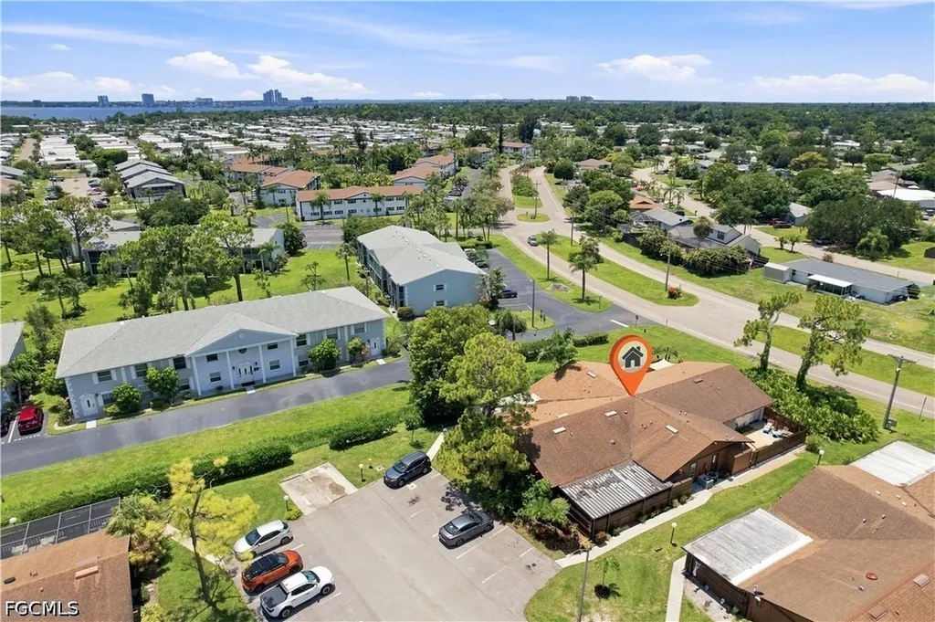 5638 Foxlake Drive North Fort Myers FL 33917