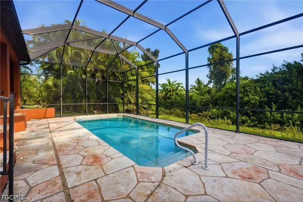 8323 Caloosa Road Fort Myers FL 33967