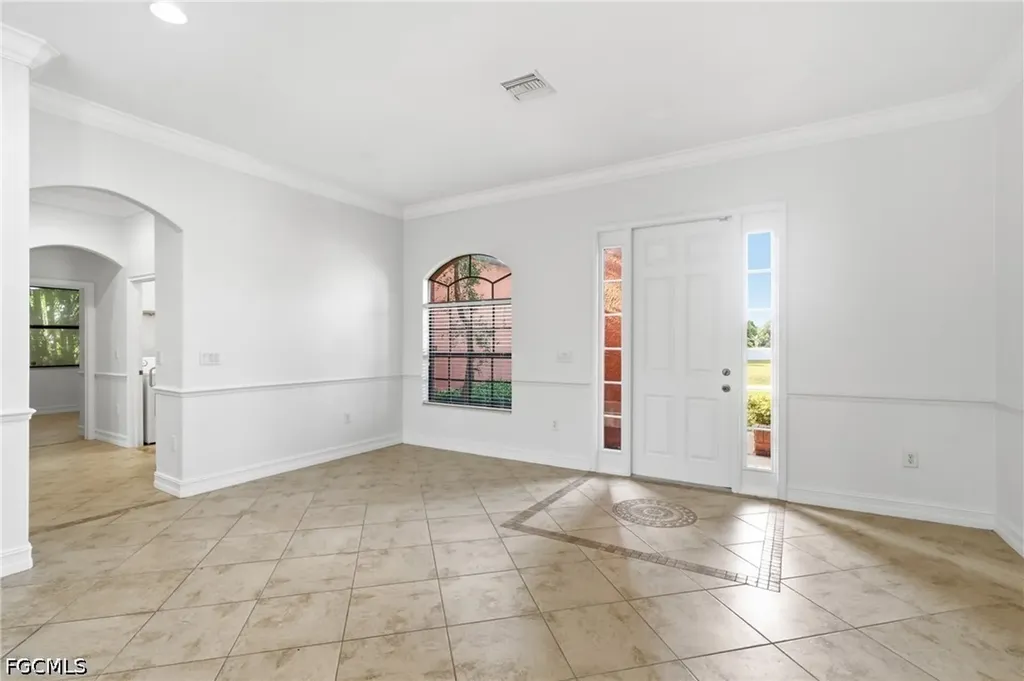 8323 Caloosa Road Fort Myers FL 33967