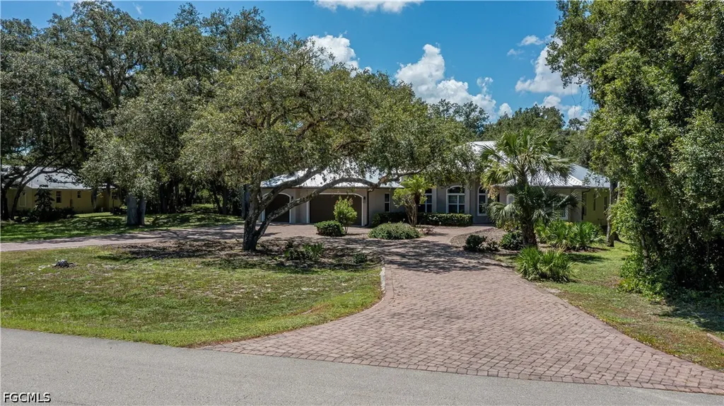 4033 Oak Haven Drive Labelle FL 33935