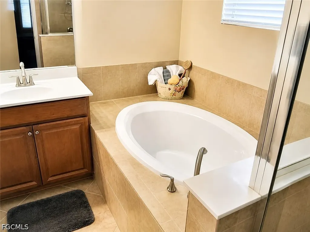 2766 Via Piazza Loop Fort Myers FL 33905