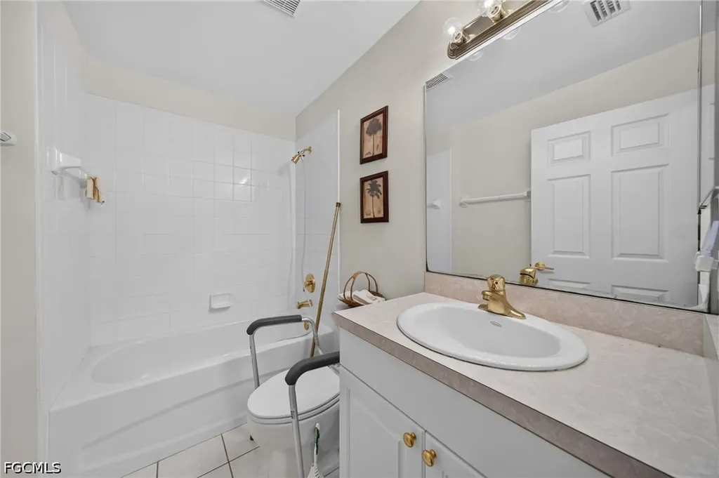 5003 Beauty Street Lehigh Acres FL 33971