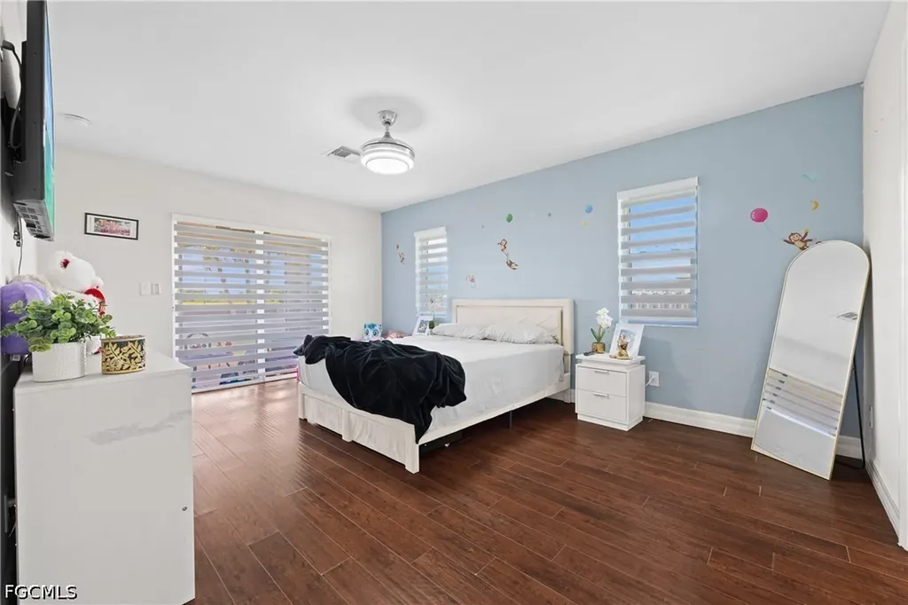1834 NW 7th Place Cape Coral FL 33993