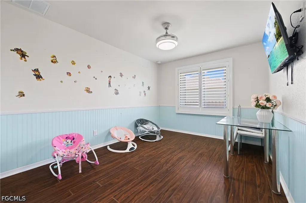 1834 NW 7th Place Cape Coral FL 33993