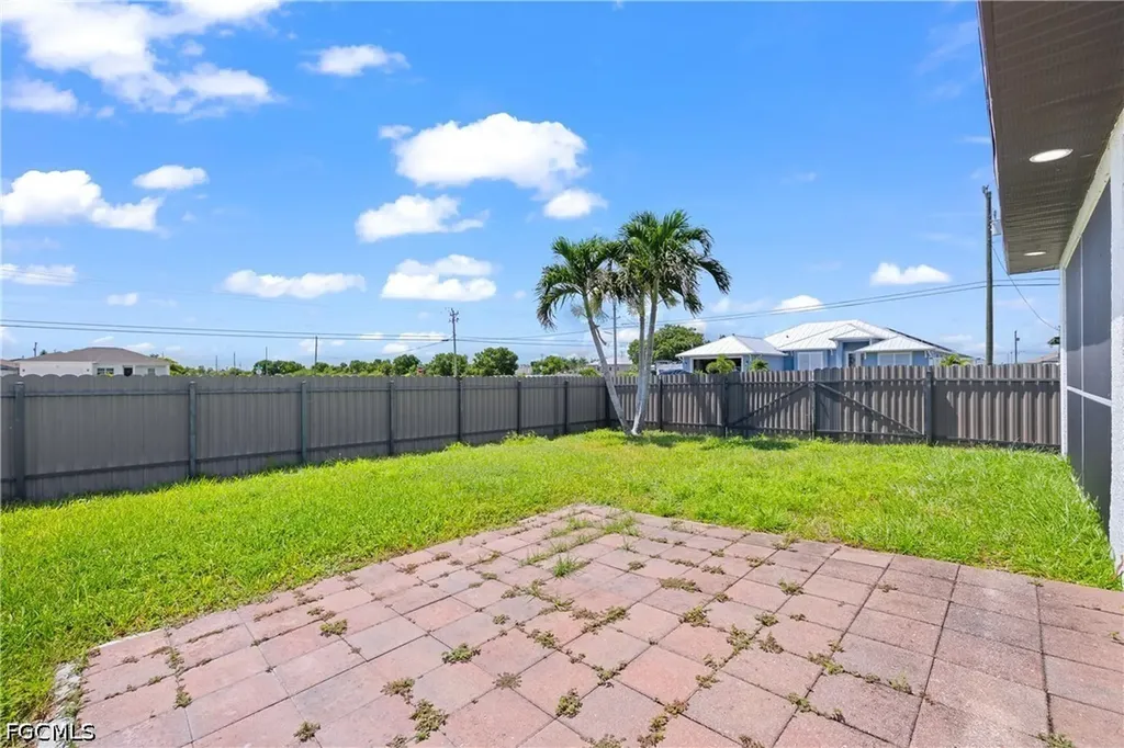 1834 NW 7th Place Cape Coral FL 33993
