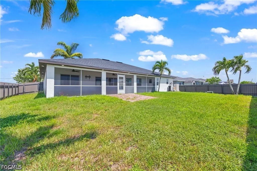 1834 NW 7th Place Cape Coral FL 33993
