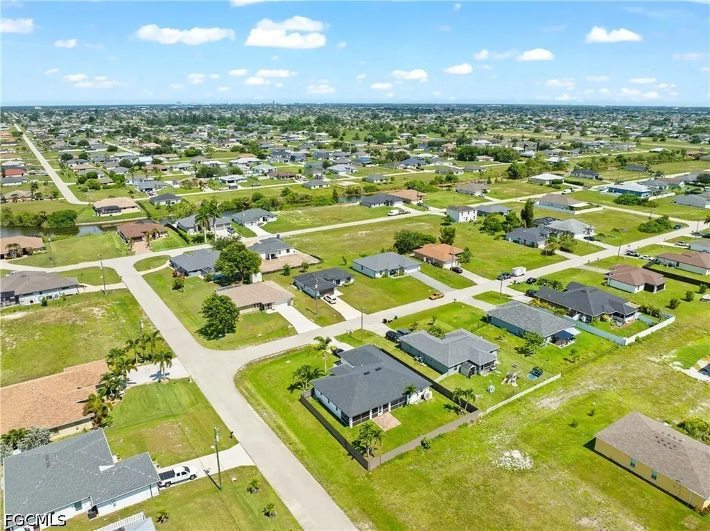 1834 NW 7th Place Cape Coral FL 33993