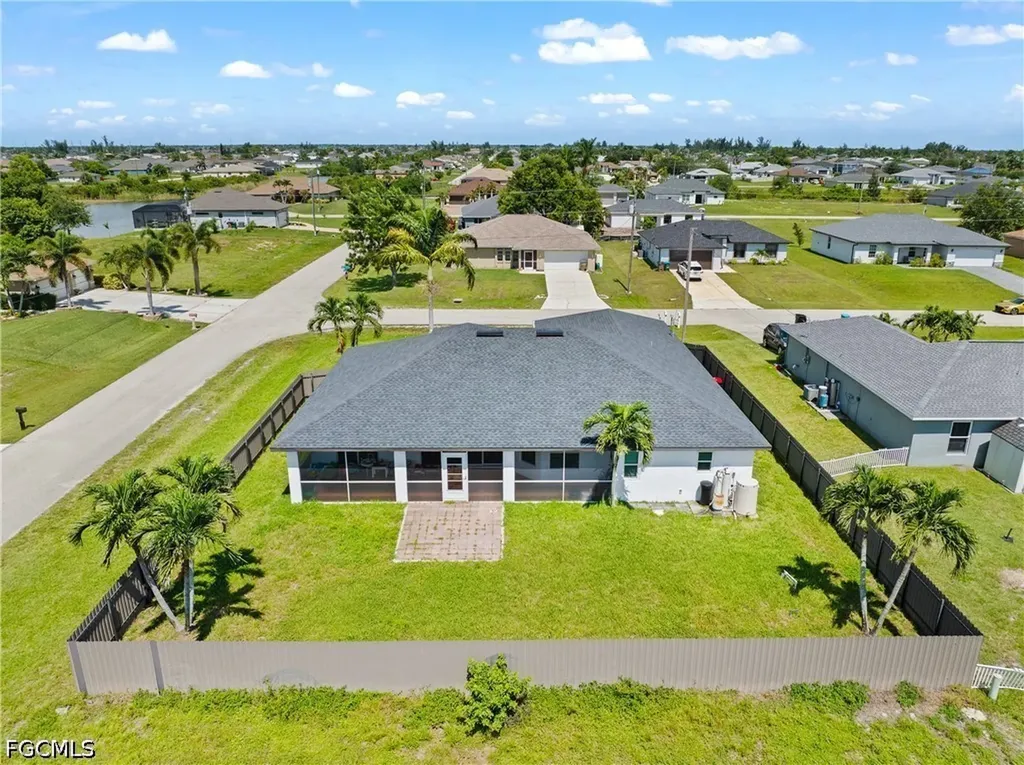 1834 NW 7th Place Cape Coral FL 33993