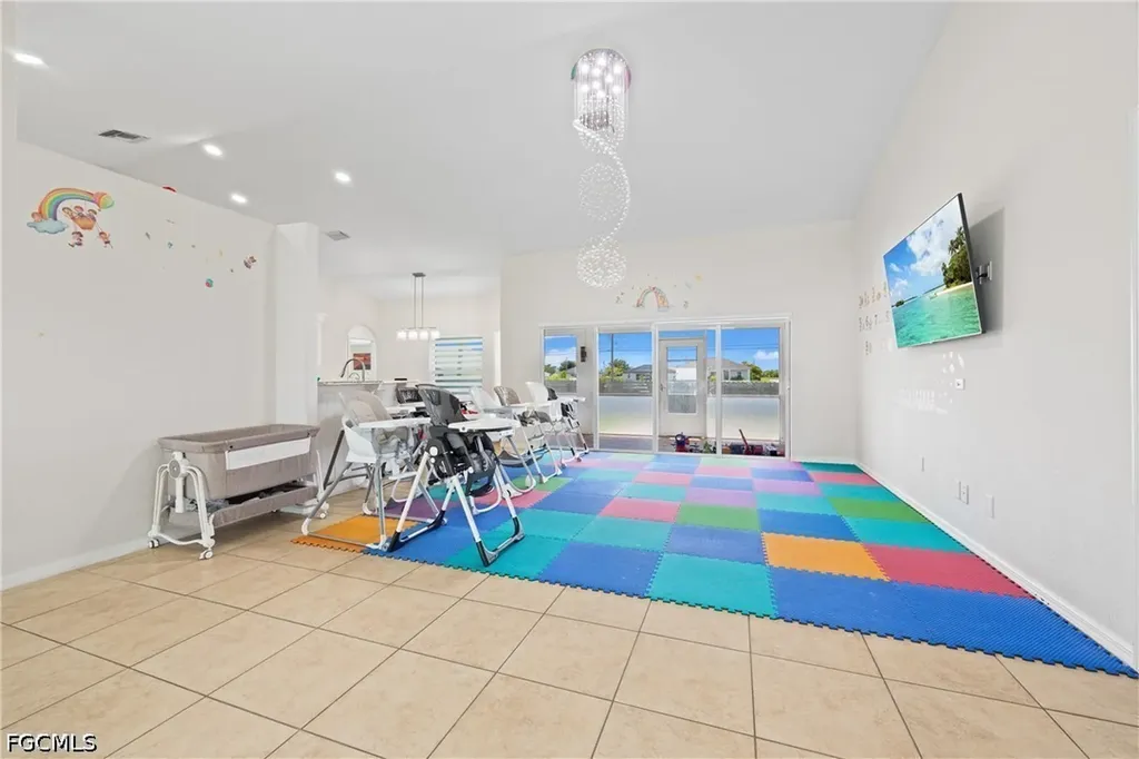 1834 NW 7th Place Cape Coral FL 33993