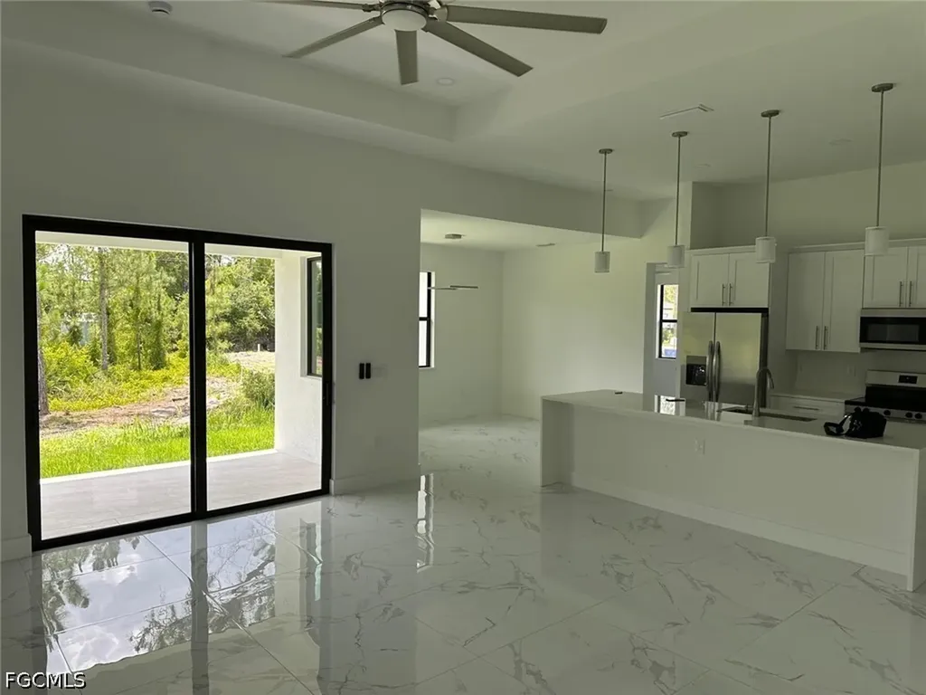 1752 Pine Avenue Lehigh Acres FL 33972