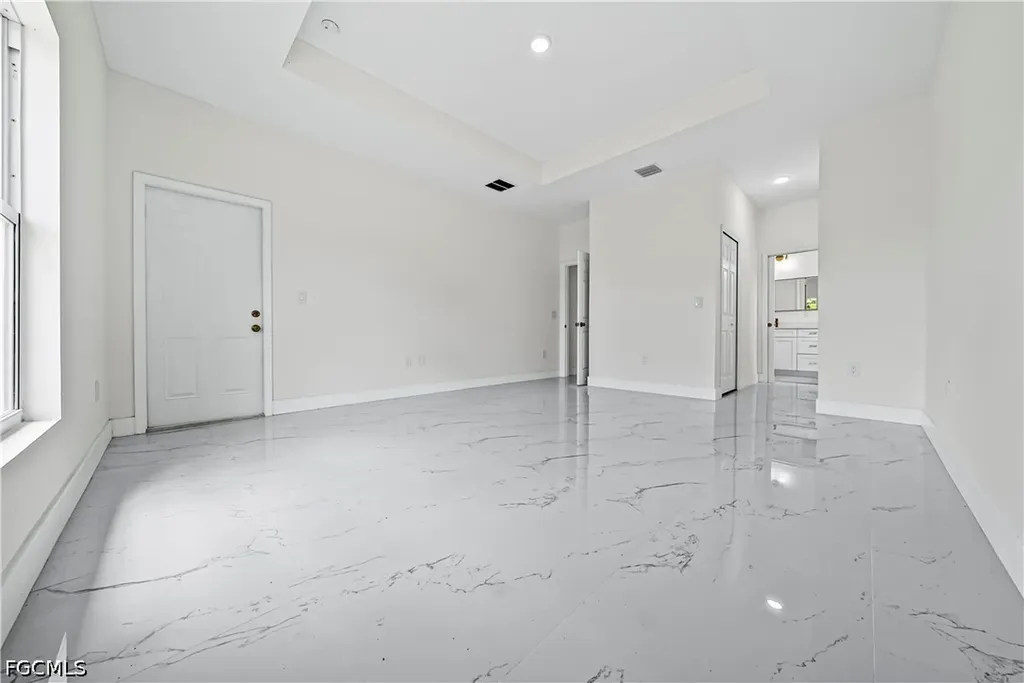 512 Caywood Avenue S Lehigh Acres FL 33974