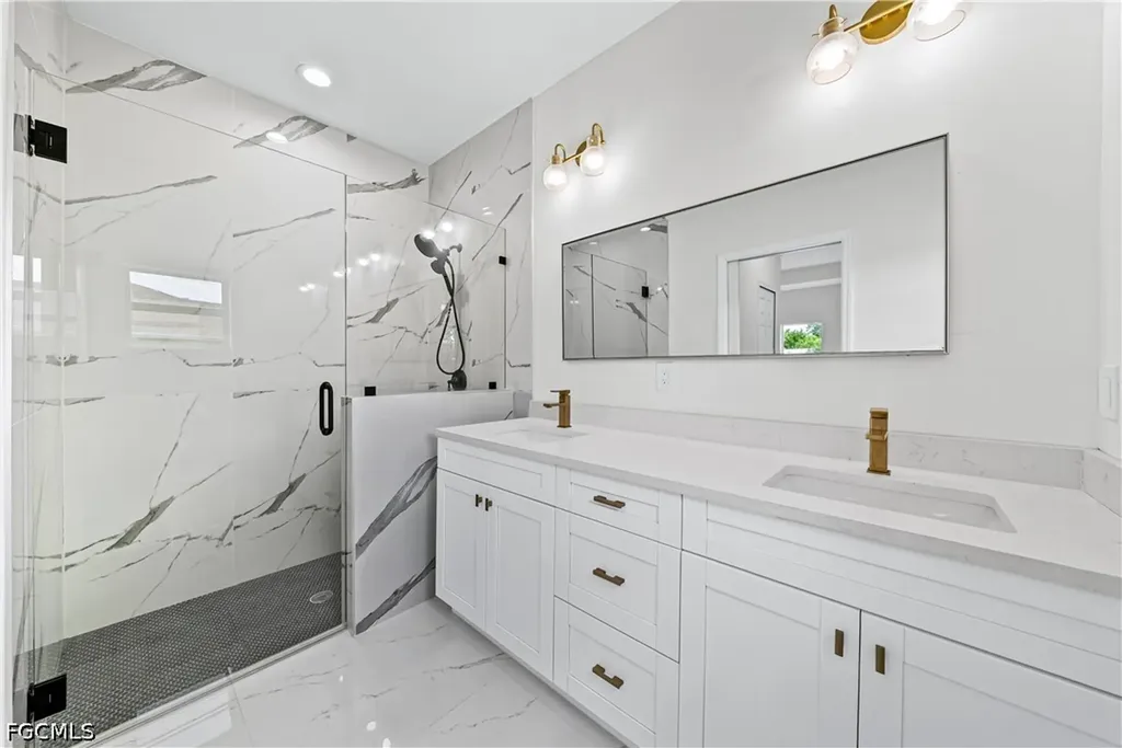 512 Caywood Avenue S Lehigh Acres FL 33974