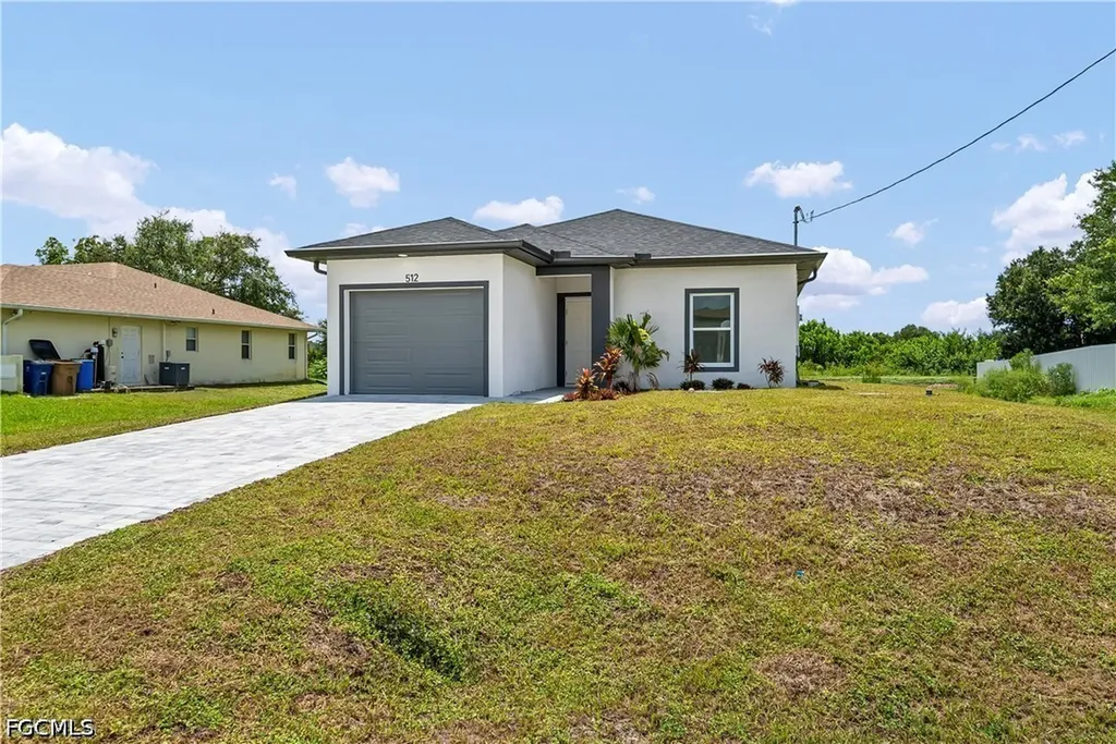 512 Caywood Avenue S Lehigh Acres FL 33974