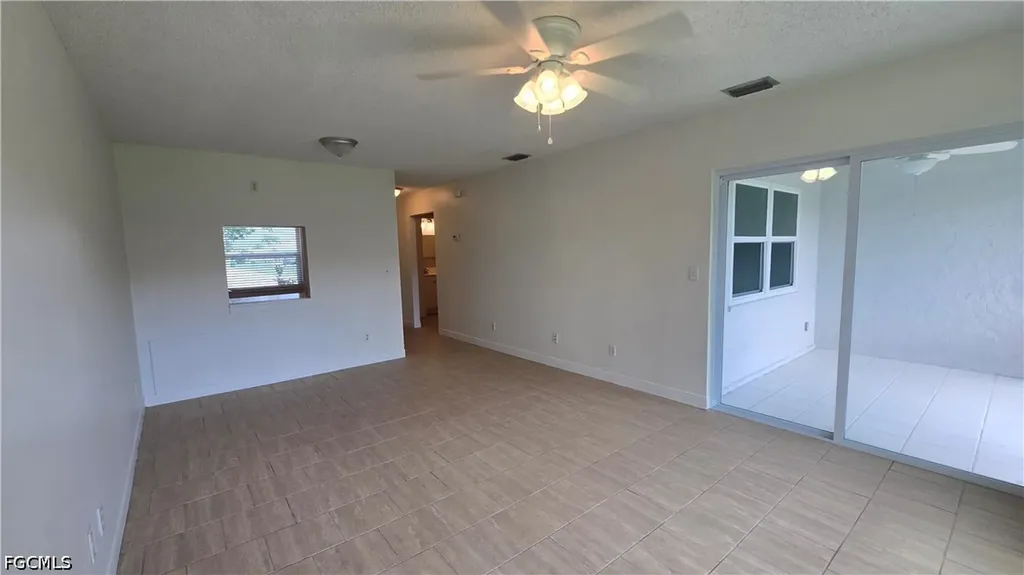 4624 SE 6th Avenue Cape Coral FL 33904