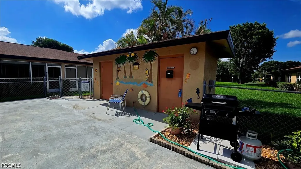 4624 SE 6th Avenue Cape Coral FL 33904