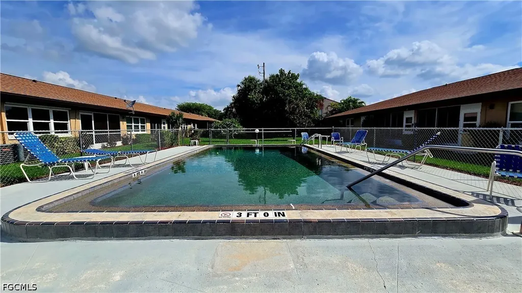 4624 SE 6th Avenue Cape Coral FL 33904