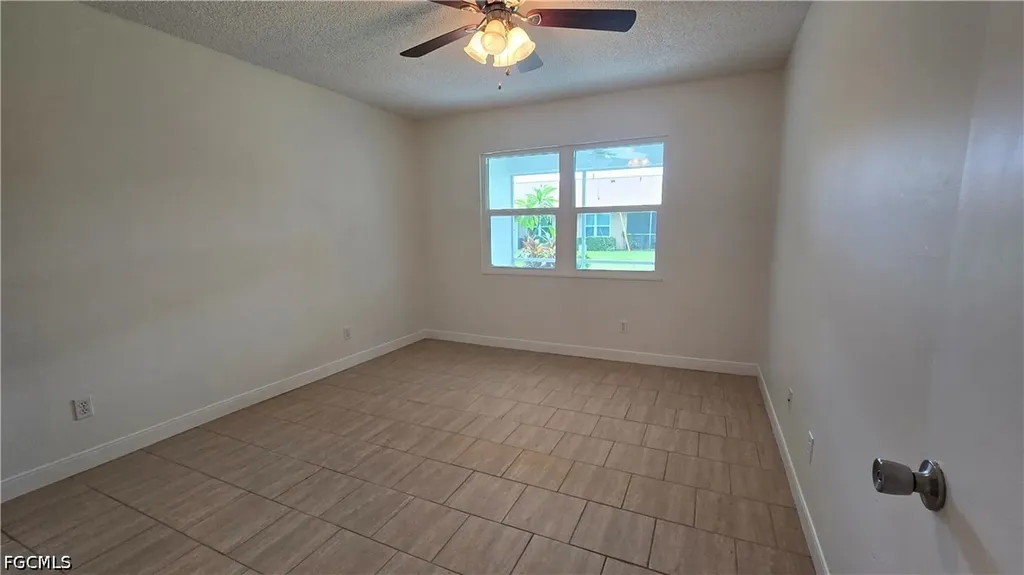 4624 SE 6th Avenue Cape Coral FL 33904