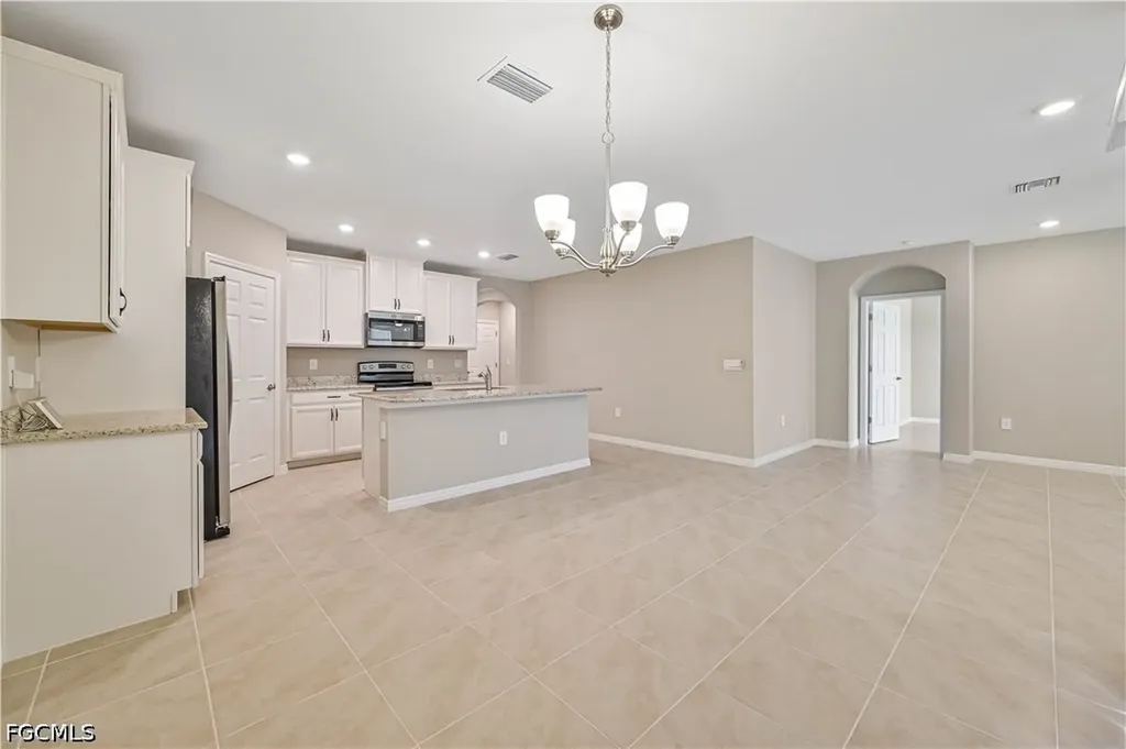 4226 Bloomfield Street Fort Myers FL 33916