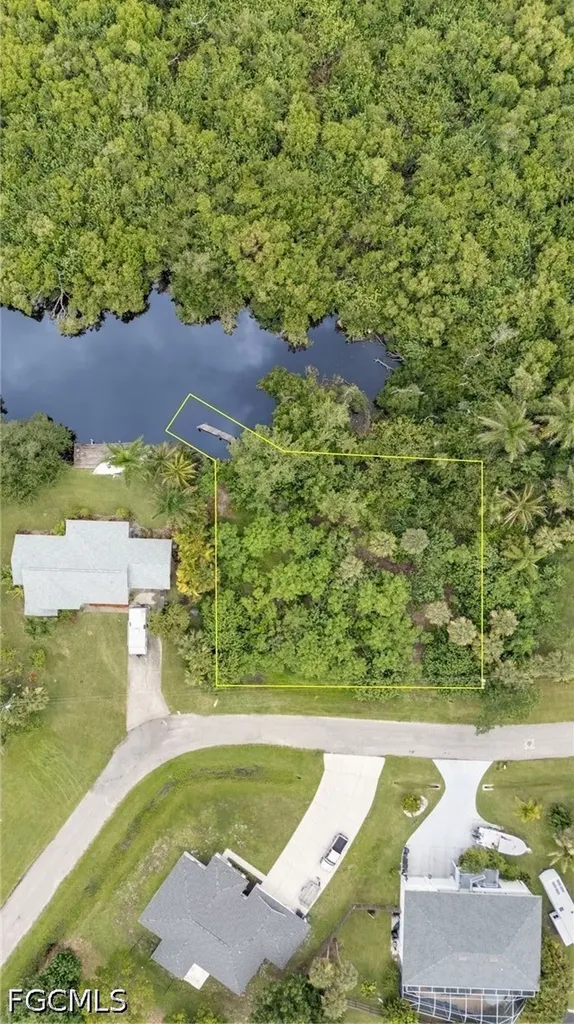 315 Shore Drive Fort Myers FL 33905