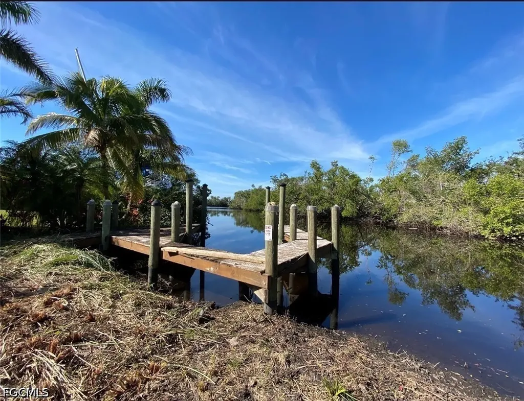 315 Shore Drive Fort Myers FL 33905