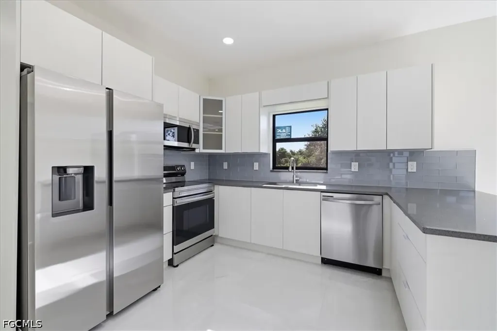 707 Bahama Avenue S Lehigh Acres FL 33974