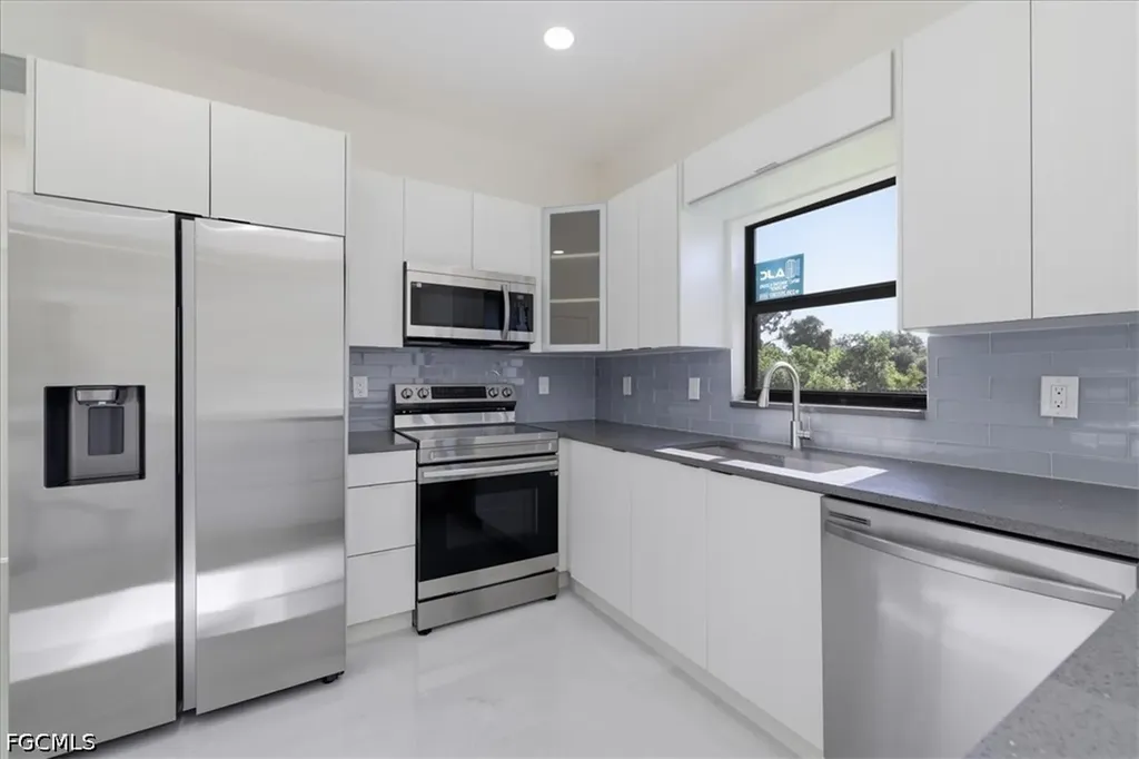 707 Bahama Avenue S Lehigh Acres FL 33974