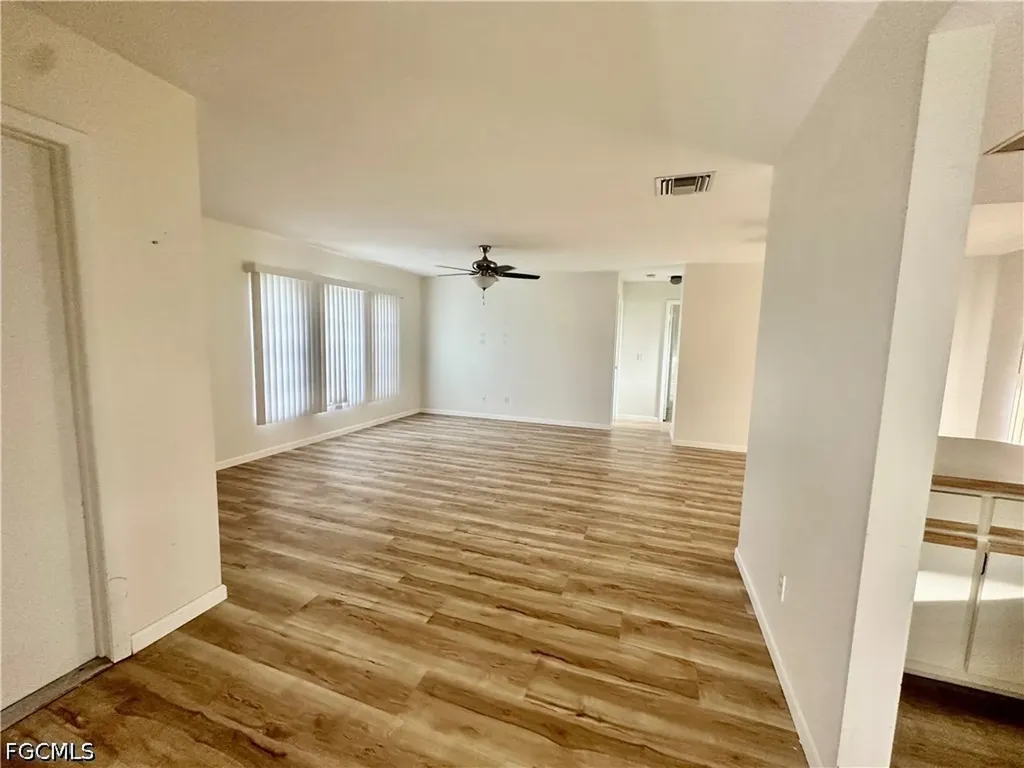 3822 SW 5th Place Cape Coral FL 33914