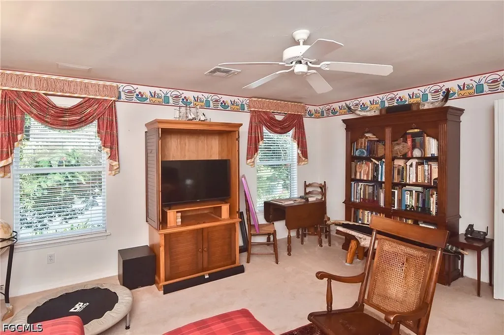 9161 Pittsburgh Boulevard Fort Myers FL 33967