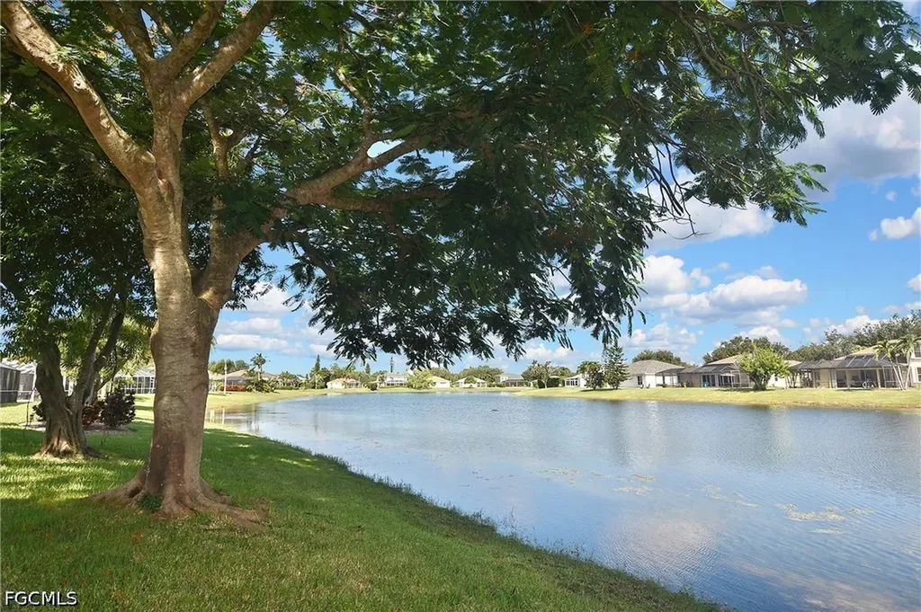 9161 Pittsburgh Boulevard Fort Myers FL 33967