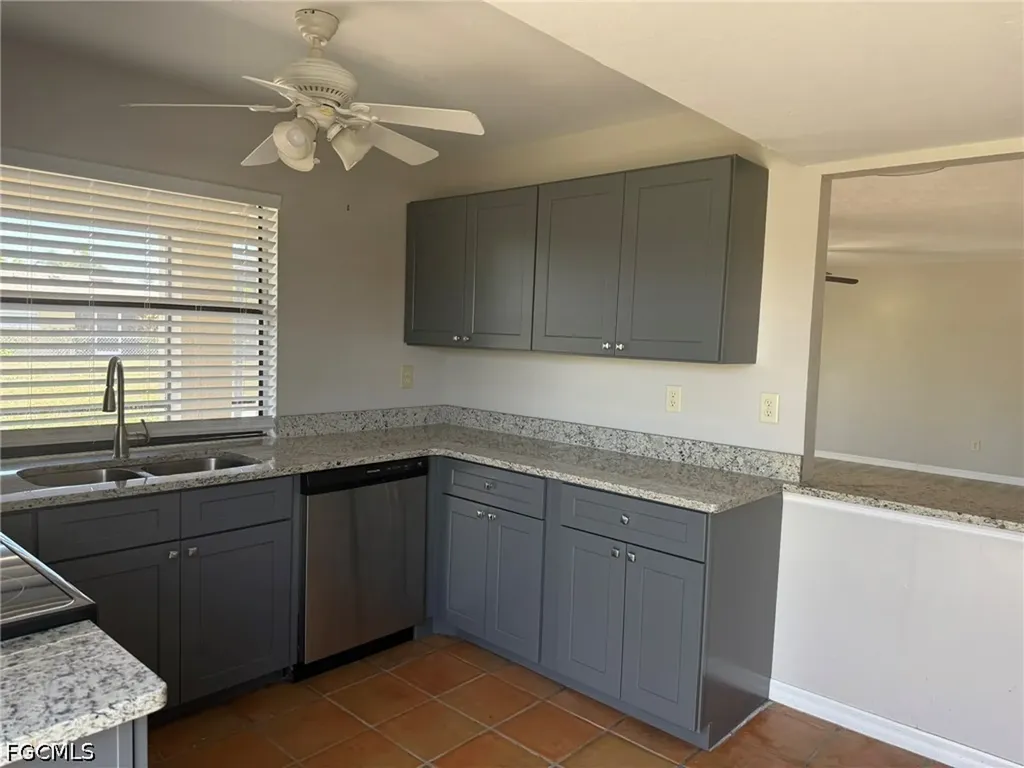 4003 SE 2nd Avenue Cape Coral FL 33904