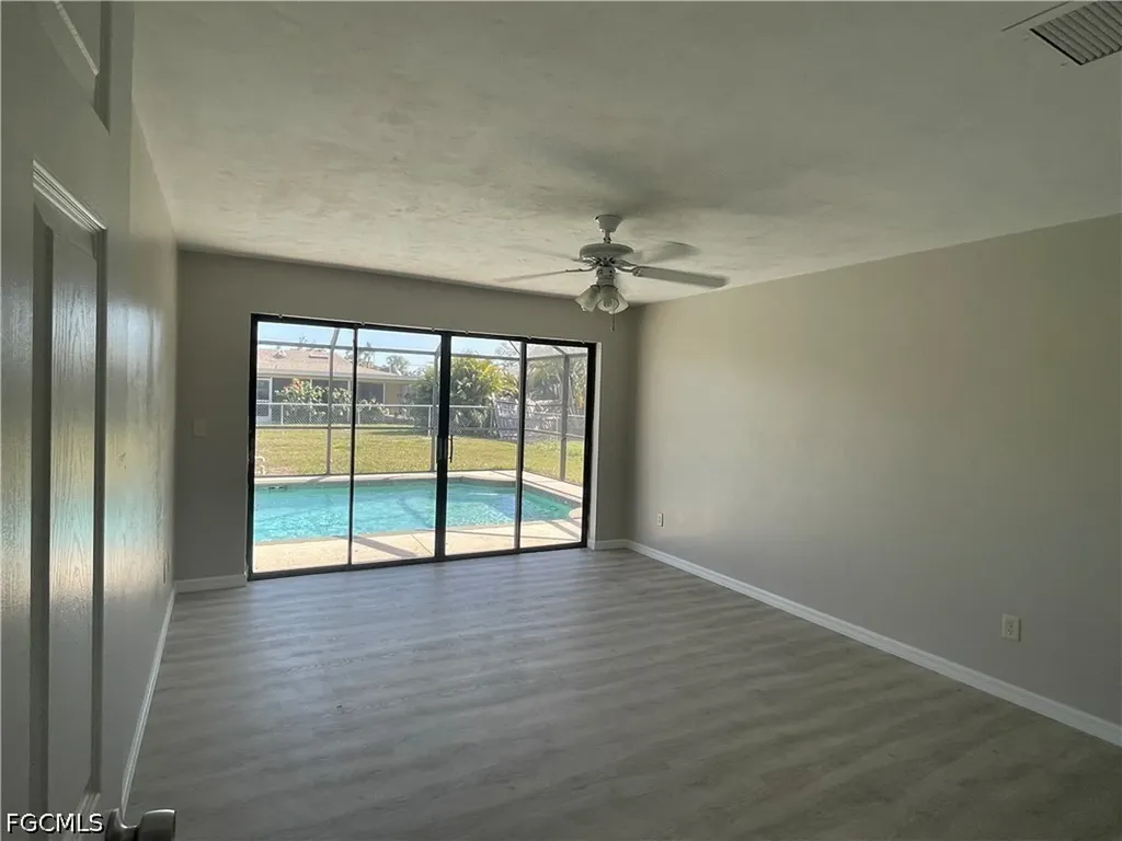 4003 SE 2nd Avenue Cape Coral FL 33904