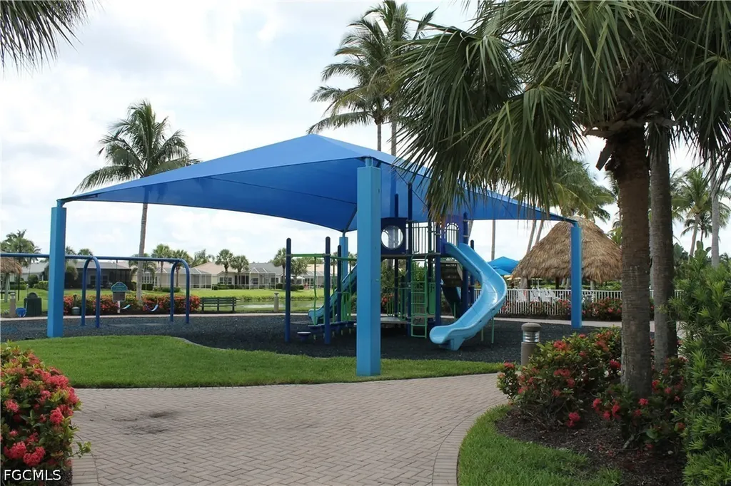 2736 Lambay Court Cape Coral FL 33991