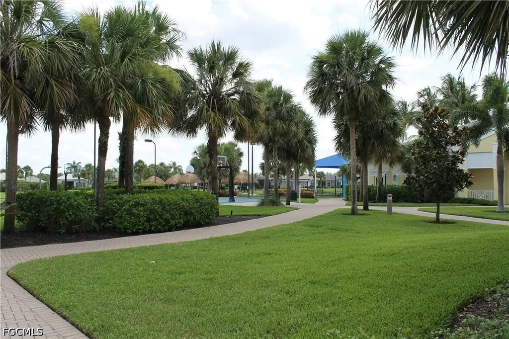 2736 Lambay Court Cape Coral FL 33991