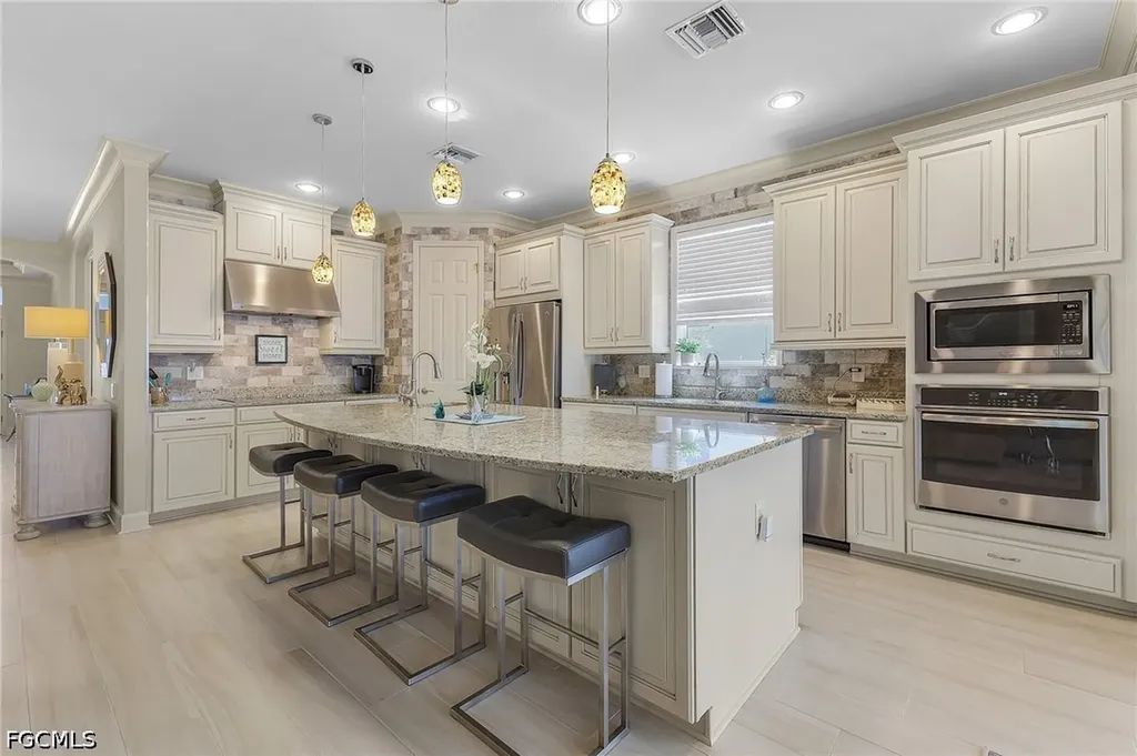 2736 Lambay Court Cape Coral FL 33991