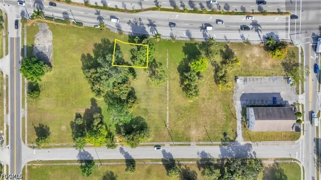 2726 Dr Martin Luther King Jr Boulevard Fort Myers FL 33916