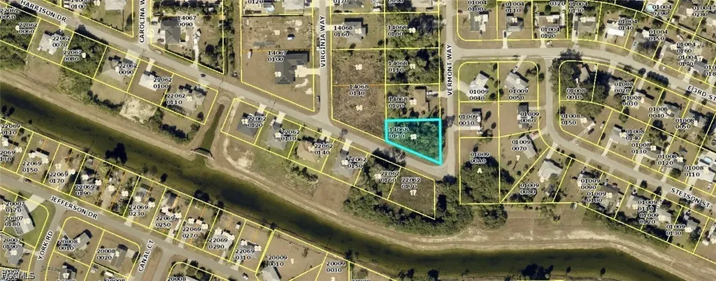 211 Vermont Way Lehigh Acres FL 33936