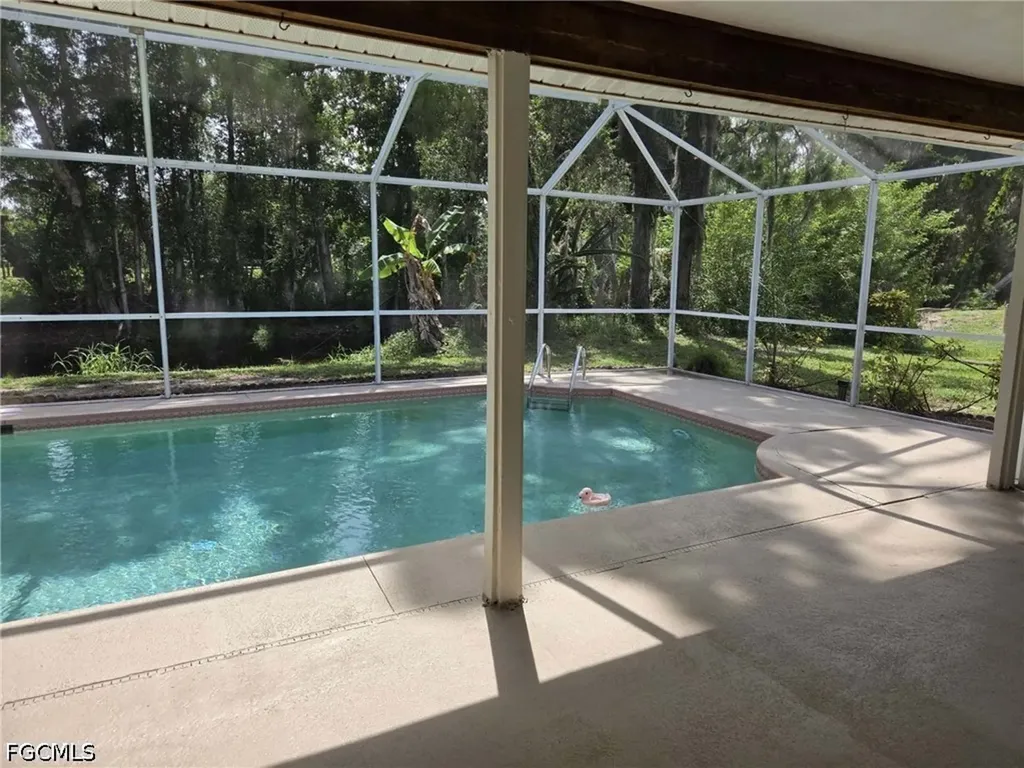 18682 Spruce Drive E Fort Myers FL 33967