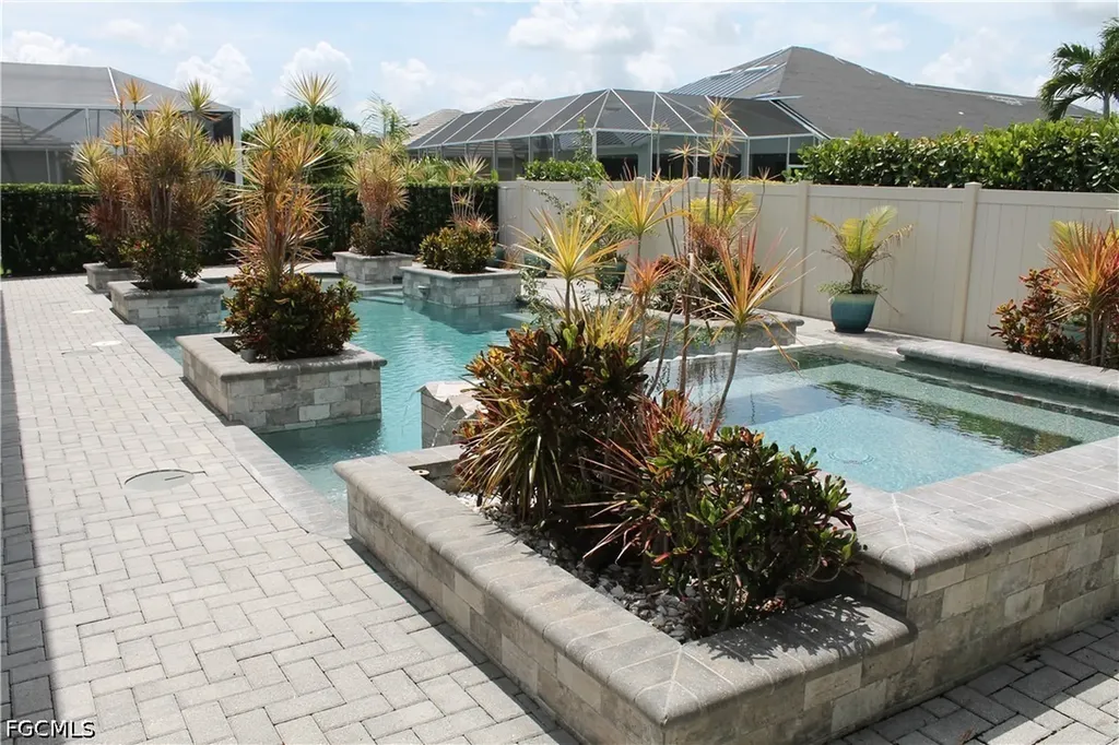 2736 Lambay Court Cape Coral FL 33991