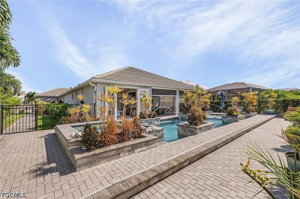 2736 Lambay Court Cape Coral FL 33991