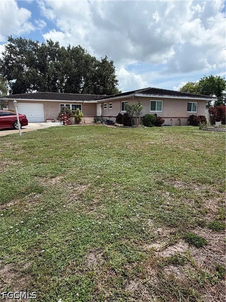 225 Lake Drive Lehigh Acres FL 33936