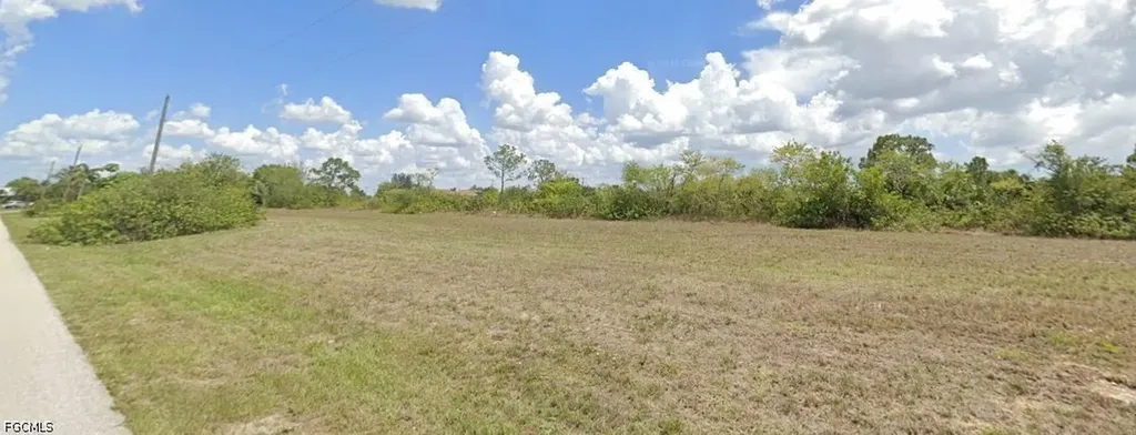 1806 NE 23rd Terrace Cape Coral FL 33909