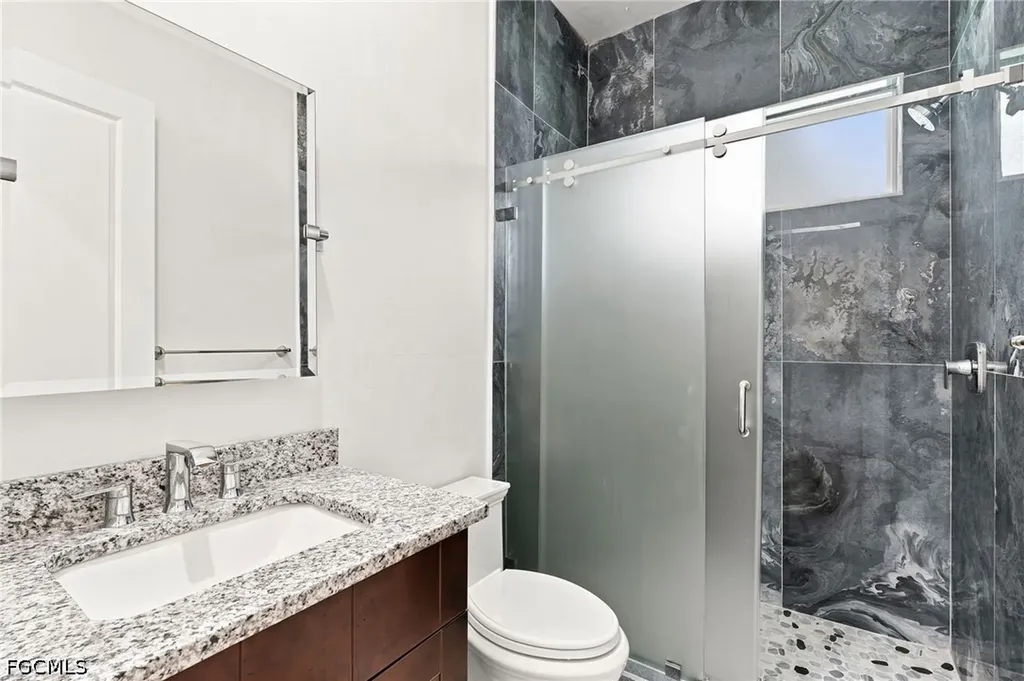 1853 Della Drive Naples FL 34117
