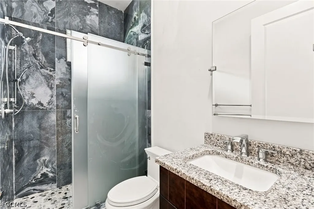 1853 Della Drive Naples FL 34117