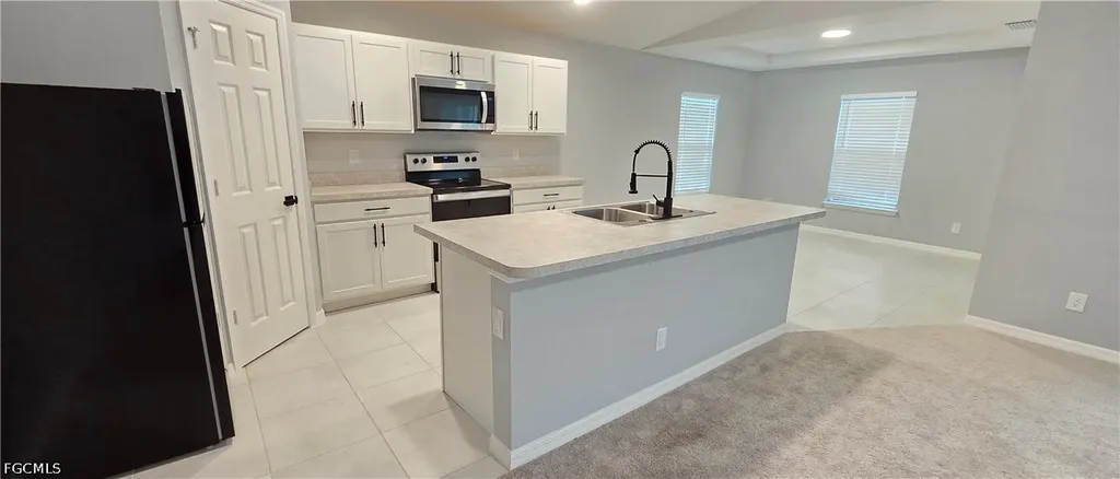 1532 NE 35th Terrace Cape Coral FL 33909