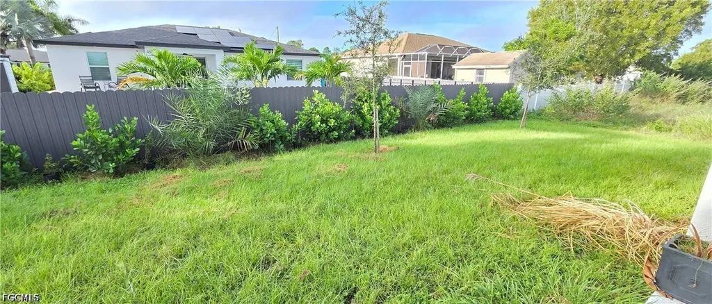 1532 NE 35th Terrace Cape Coral FL 33909