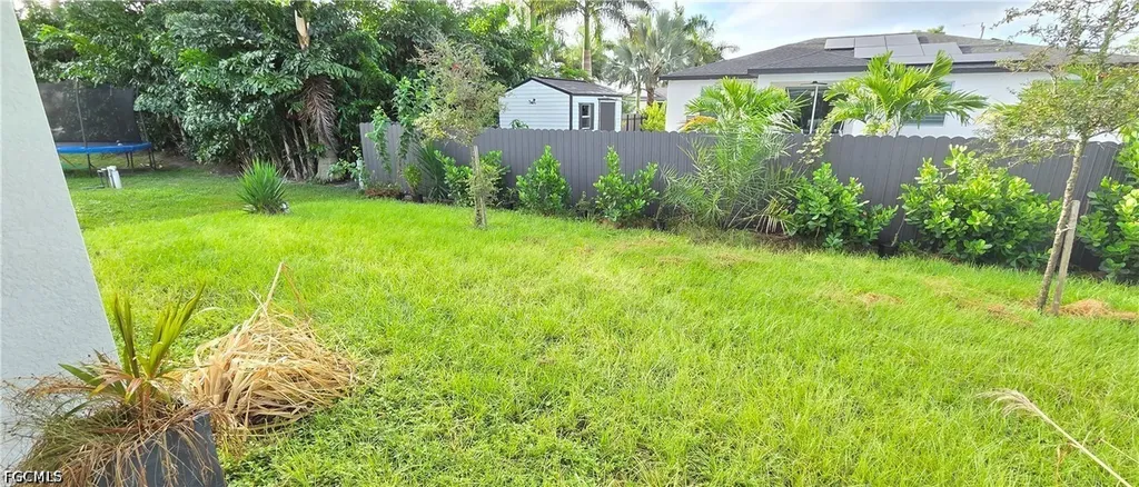 1532 NE 35th Terrace Cape Coral FL 33909