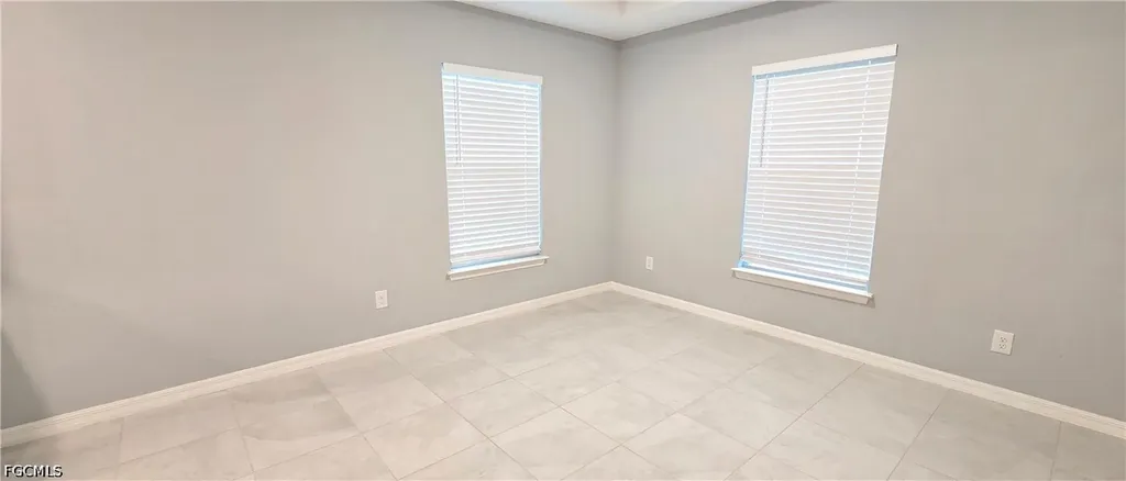 1532 NE 35th Terrace Cape Coral FL 33909