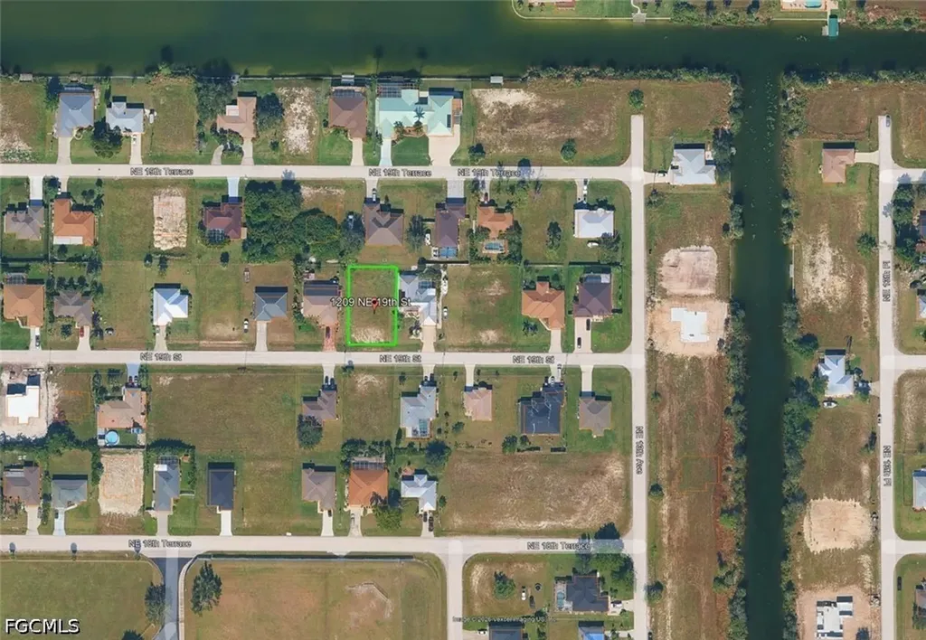 1209 NE 19th Street Cape Coral FL 33909